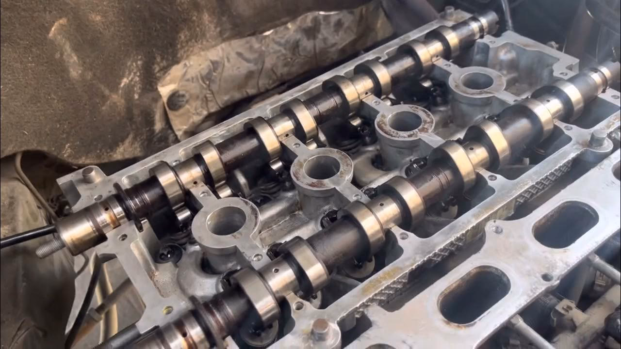 ¿Qué pasa cuando hay desgaste en el árbol de levas?