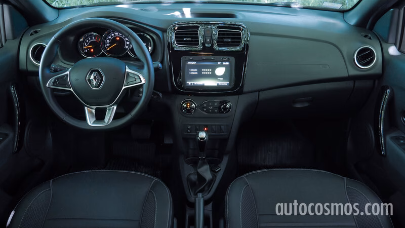 ¿Cuántos litros le caben a un Renault Sandero?