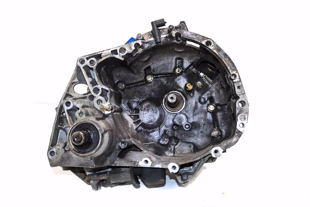 ¿Cuál es la caja de cambios del Renault Mégane RS Trophy?