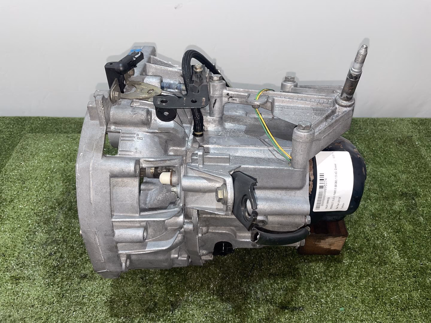 ¿Cuántas velocidades tiene el Renault Clio?