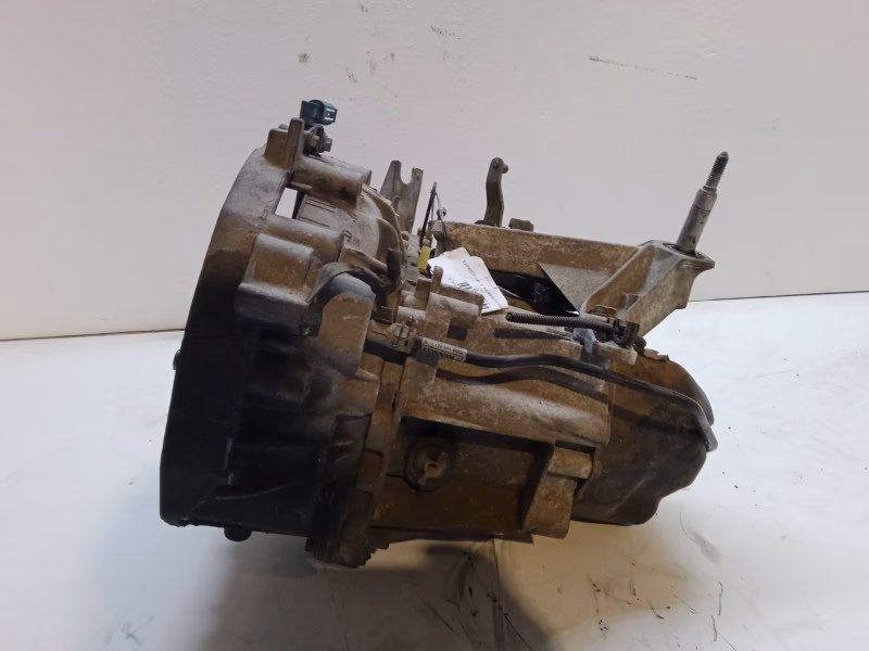 ¿Cuál es la diferencia entre una caja de velocidades y una transmisión?