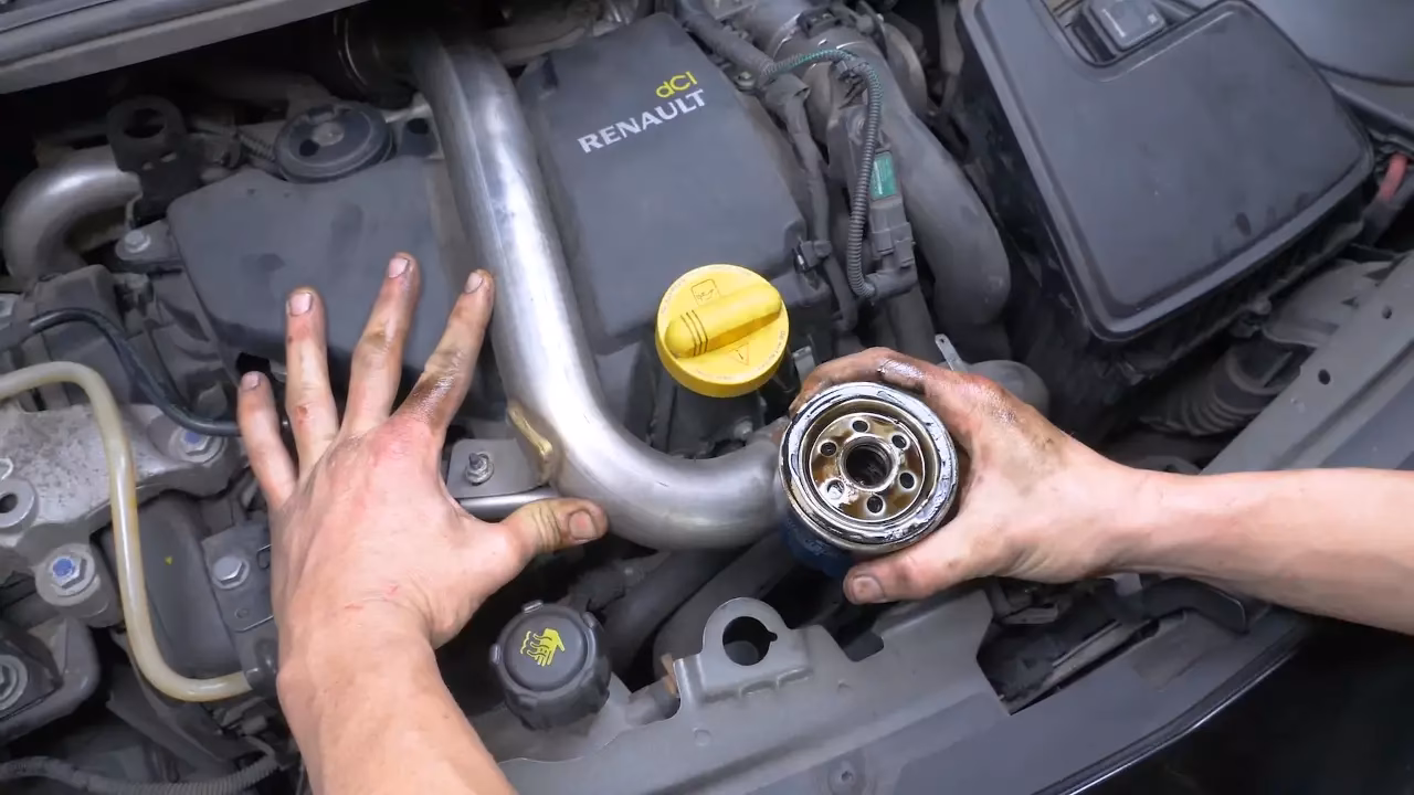 ¿Cuántos litros de aceite lleva el Renault Twingo?