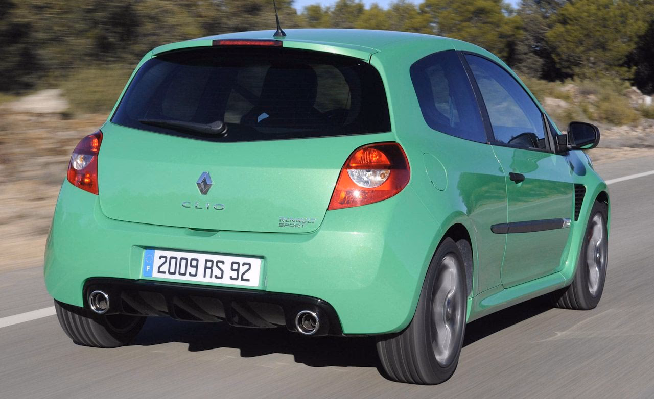 ¿Qué motor tiene el Renault Clio modelo 2008?