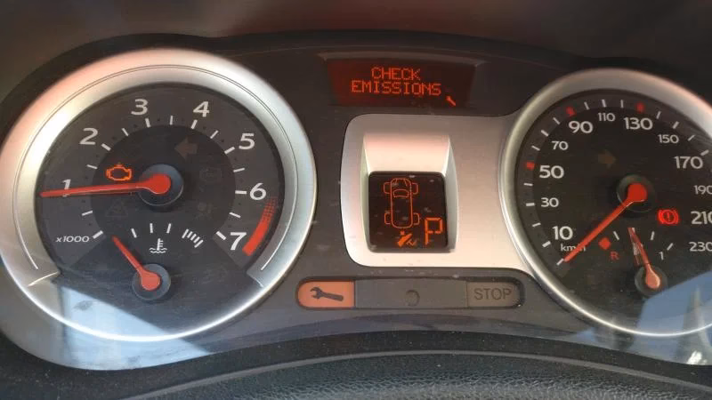 ¿Qué hacer si se enciende el testigo de avería del motor?