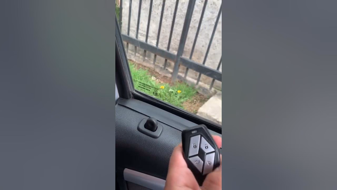 ¿Cómo configurar el control de alarma para un auto?