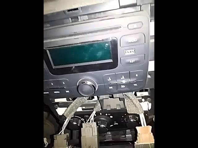¿Cómo apago la radio en mi Renault Duster?