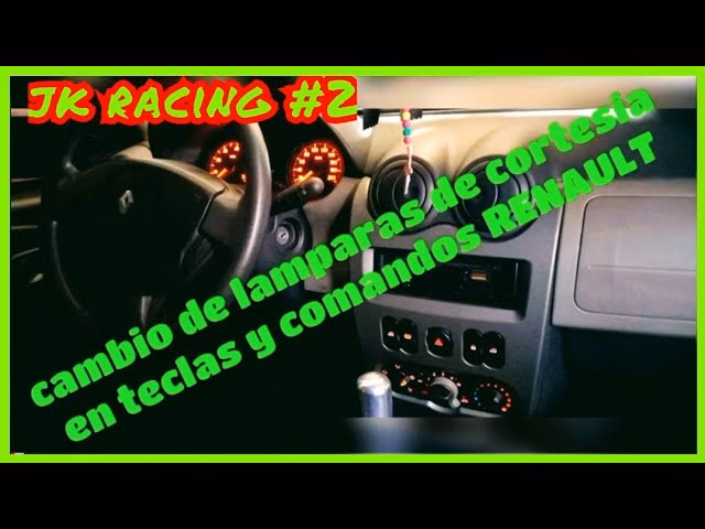¿Cómo puedo cambiar las luces internas de mi carro?