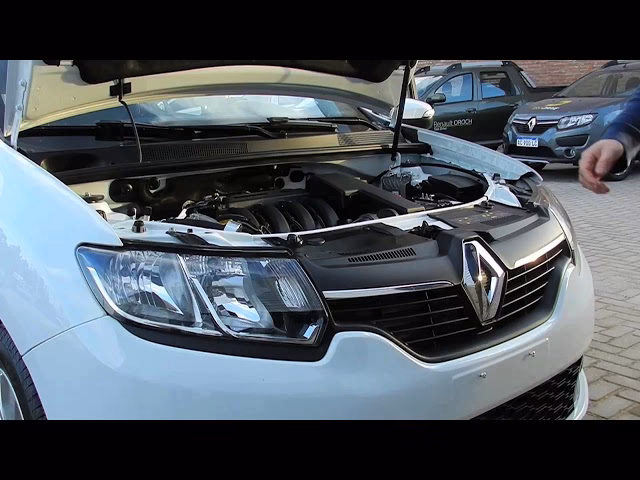 ¿Cómo abrir el capó de un Sandero?