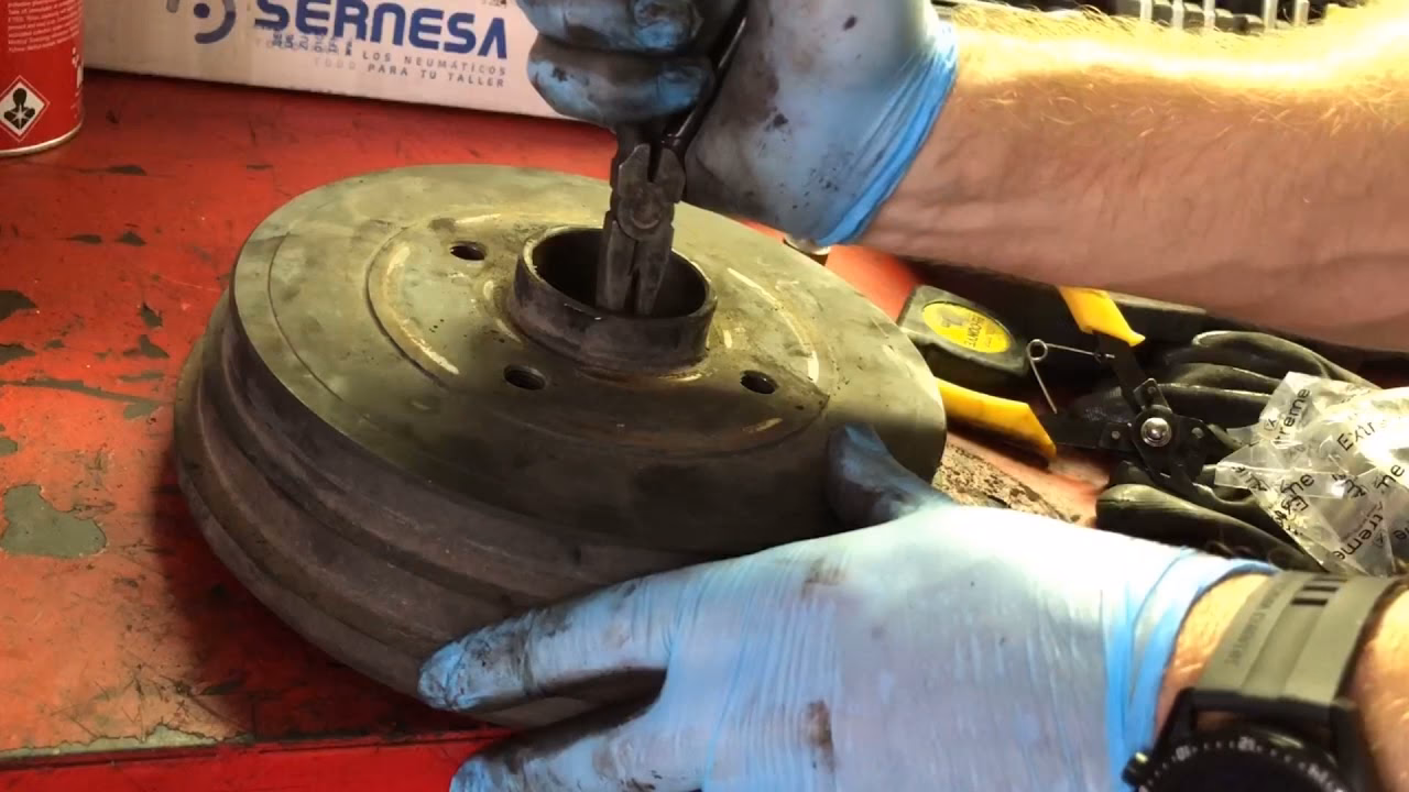 ¿Cómo saber si los rodamientos de mi carro están malos?