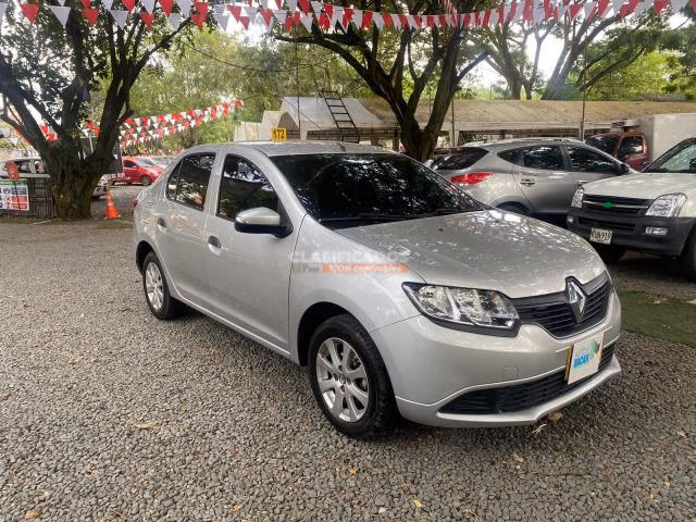 ¿Cuánto vale un carro Logan 2018?