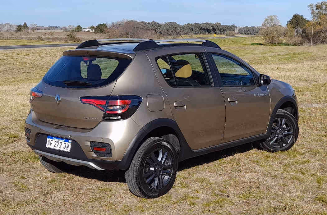 ¿Cuántos kilómetros por galón hace un Renault Stepway?