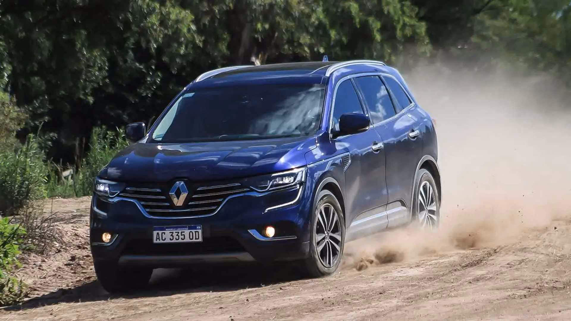 ¿Cuál es el consumo de combustible del Renault Koleos 2025?