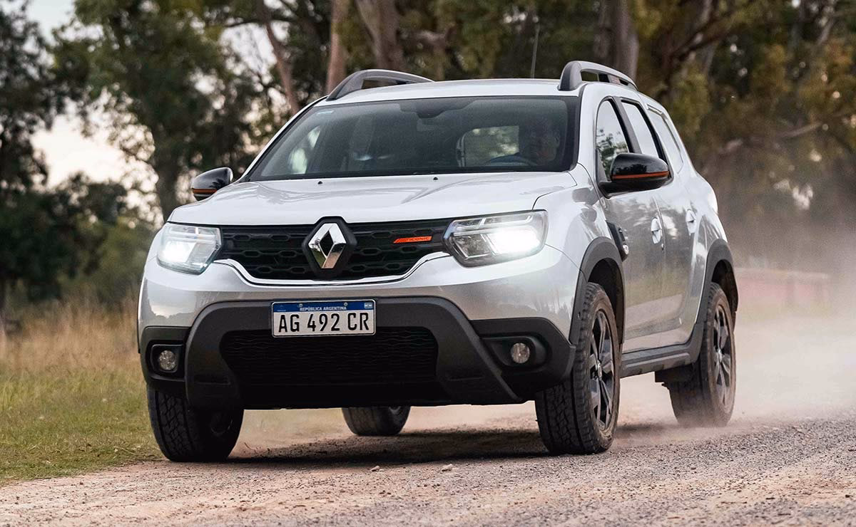 ¿Cuántos kilómetros por litro da una Duster 2014?