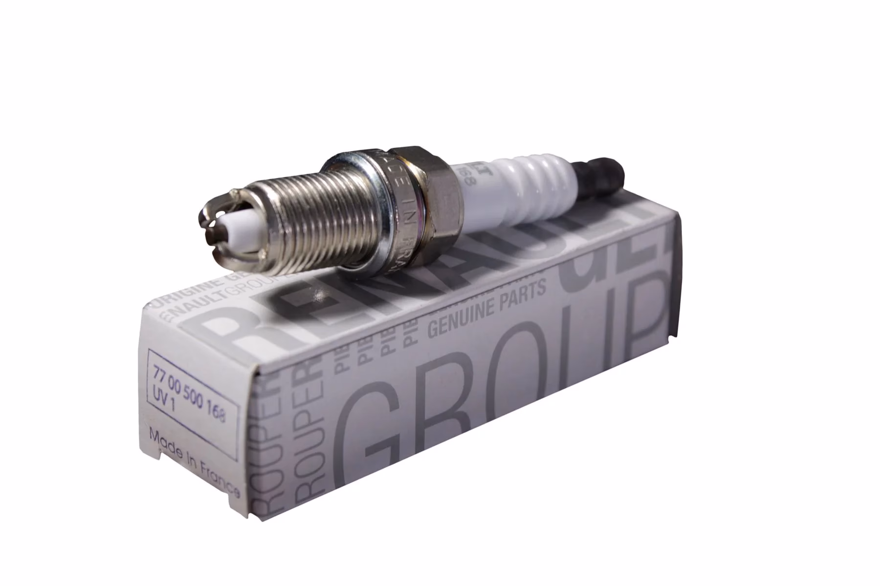 ¿Qué llave se necesita para cambiar las bujías?