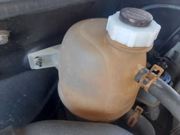 ¿Dónde está el agua en el Clio?