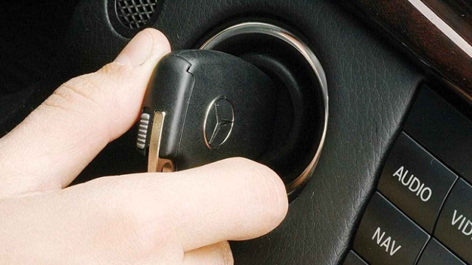 ¿Cómo puedo desactivar el inmovilizador electrónico?