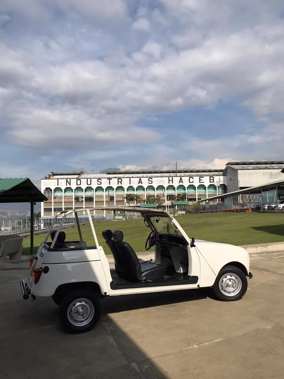 ¿Cómo se llama el dueño de la empresa Haceb?