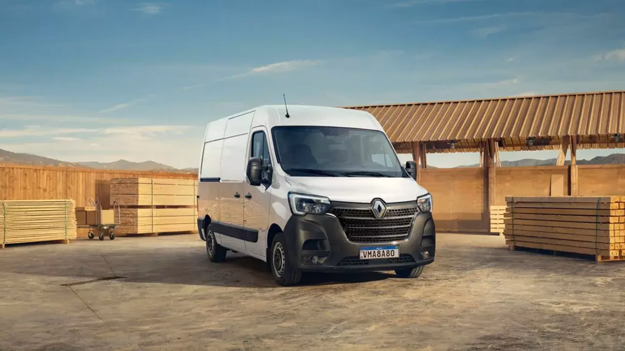 ¿Qué motor tiene el Renault Master?