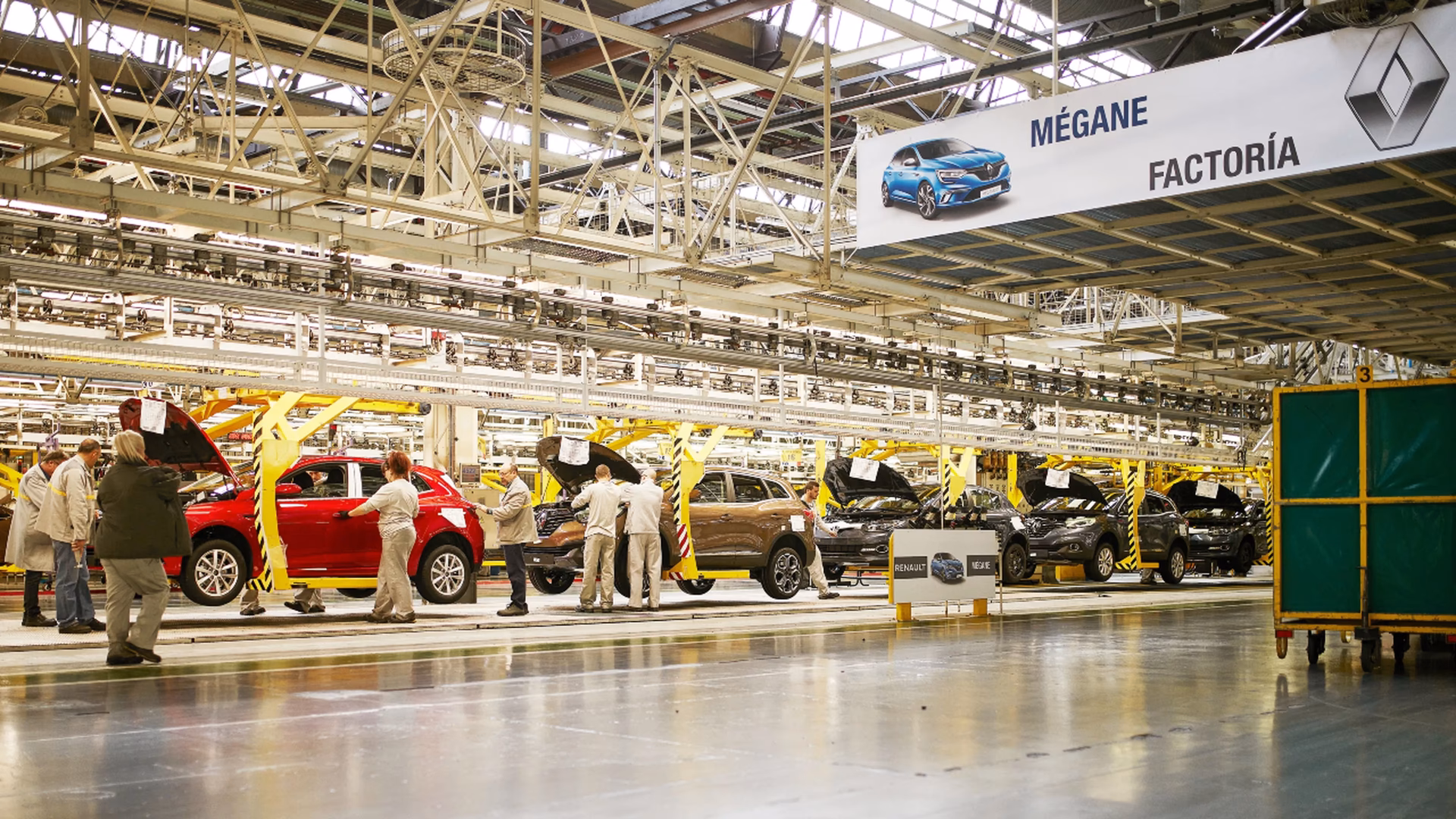 ¿Cuántas fábricas tiene Renault?