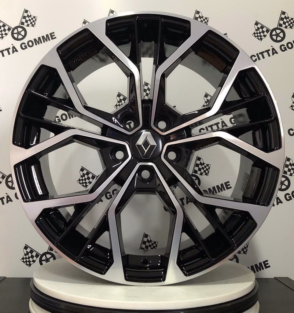 ¿Qué llantas usa el Renault Fluence?