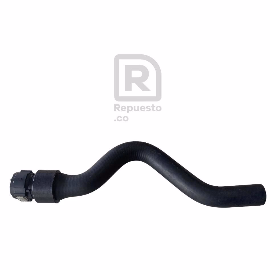 ¿Cuánto cuesta reemplazar un tubo de freno trasero?