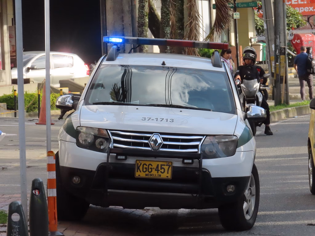 ¿Cuántas direcciones hay en la Policía Nacional de Colombia?