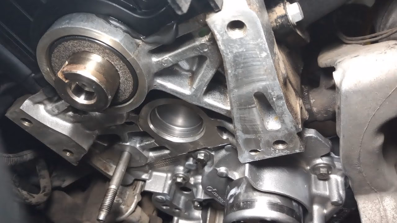 ¿Cuánto cuesta cambiar la correa de distribución de un Renault Clio?