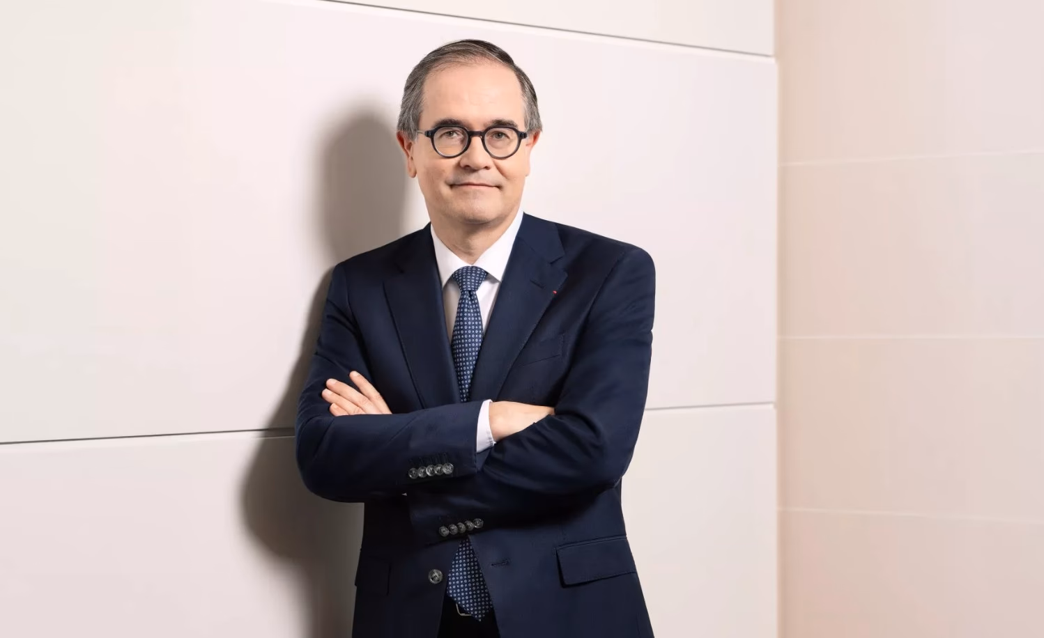 ¿Cómo puedo presentar una reclamación ante Renault?