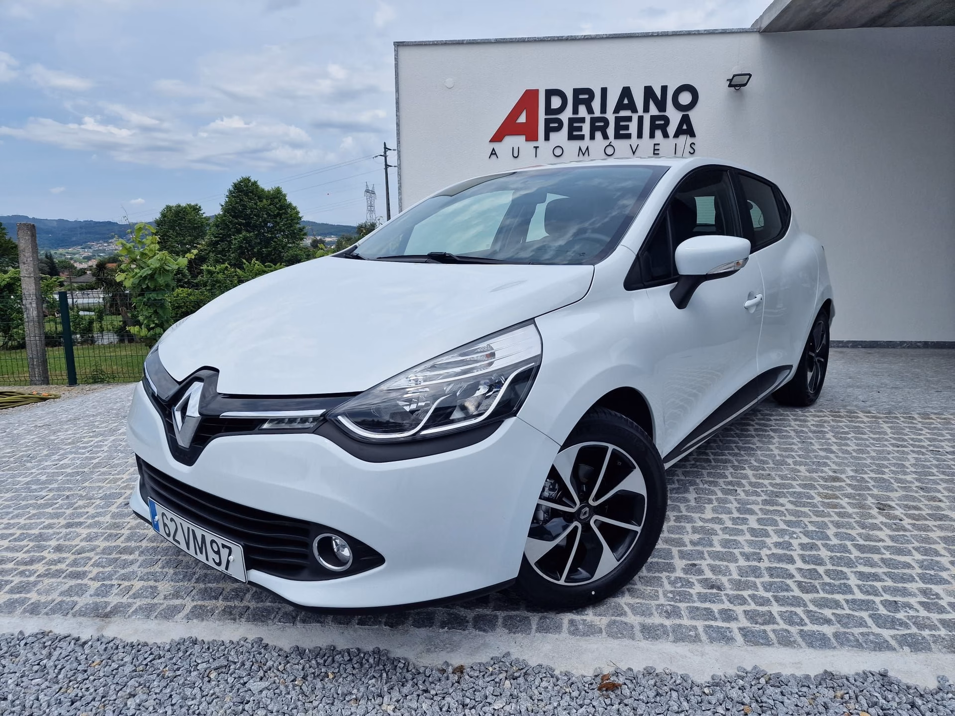 ¿Cuánto cuesta Clio?