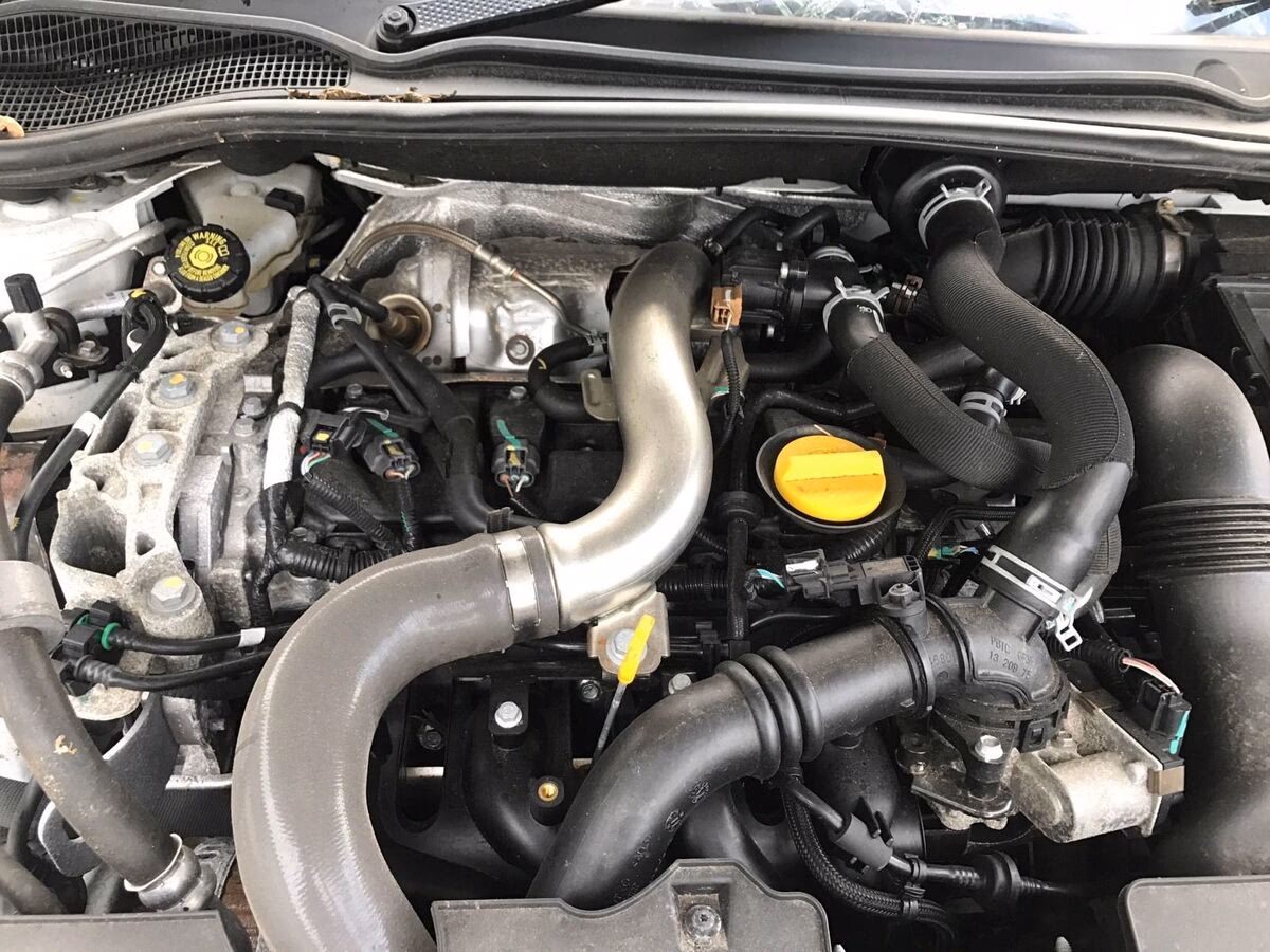 ¿Un Renault Clio 1.2 tiene turbo?