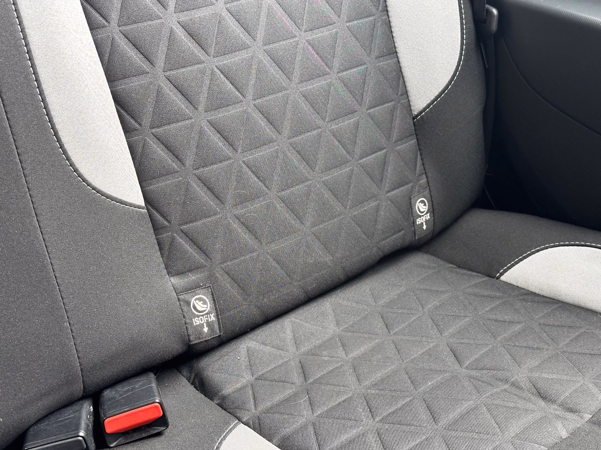 ¿Cuántos ISOFIX tiene el Renault Espace?