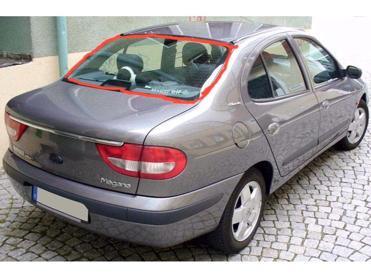 ¿Cuántas maletas caben en un Renault Mégane?