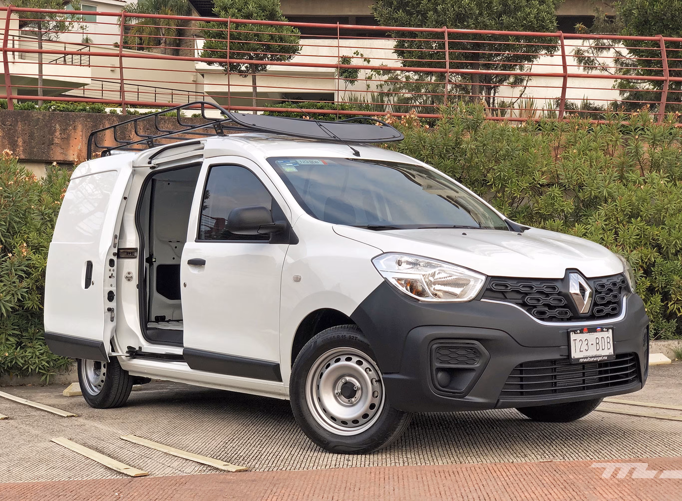 ¿Cuántos kilos aguanta la Renault Oroch?