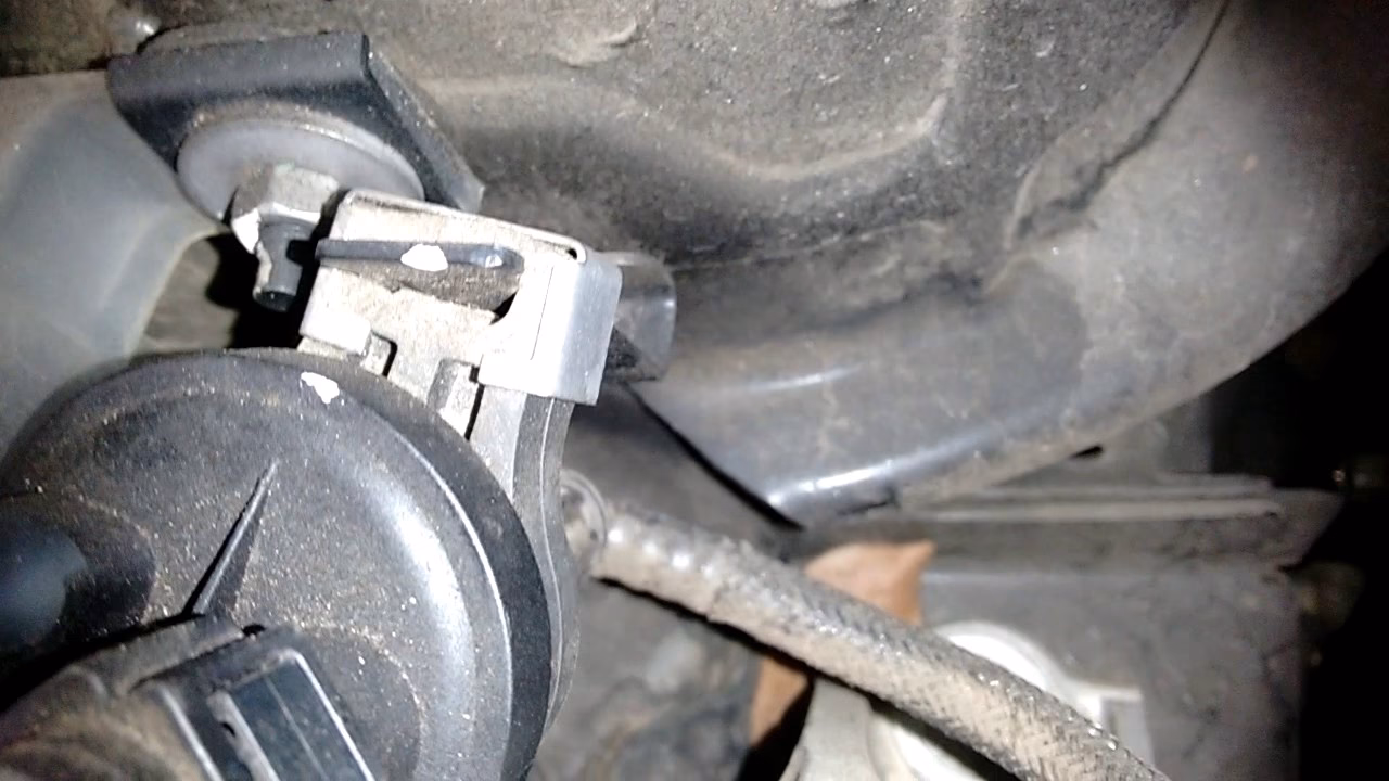 ¿Qué función hace la válvula de canister?